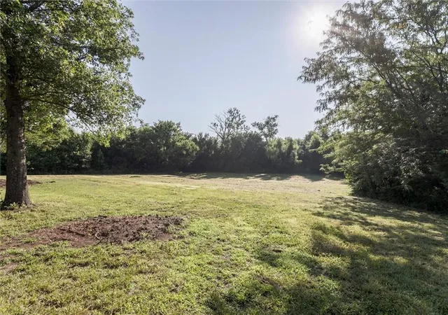 Photo 3 of Sale Pending at 14176 Nw County Rd 15002, Drexel, MO 64742 | MLS# 2629185 | Listing updated on 2026-10-01