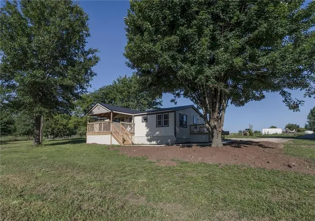 Photo 4 of Sale Pending at 14176 NW County Rd 15002, Drexel, MO 64742 | MLS# 2629185 | Listing updated on 2026-10-01