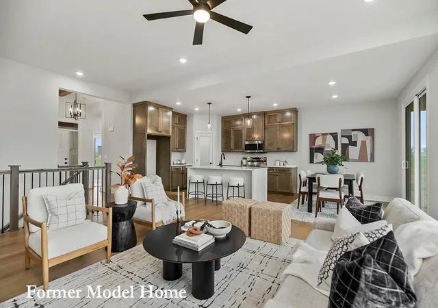 5th image of 8000 Se Hoot Owl St, Blue Springs, MO 64014 | MLS# 2629218