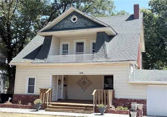 1st image of 112 N 1st St, Independence, KS 67301 | MLS# 2629227