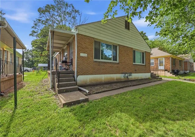 Homes for sale in Independence, MO | 1532 S Ash Ave, Independence, MO 64052 | MLS# 2629237