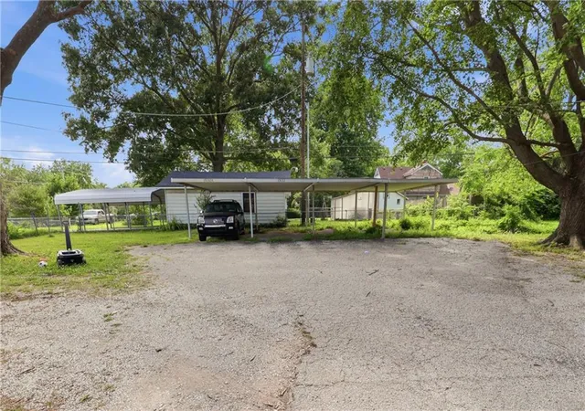Homes for sale in Independence, MO | 1532 S Ash Ave, Independence, MO 64052 | MLS# 2629237