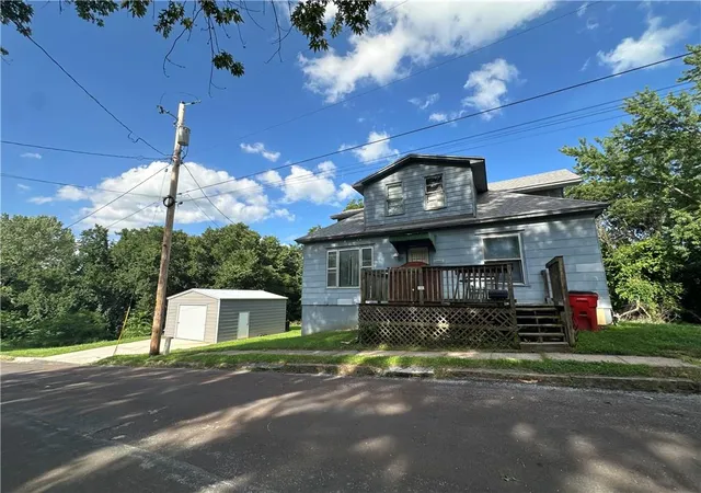 Homes for sale in Lexington, MO | 135 N 11th St, Lexington, MO 64067 | MLS# 2629247
