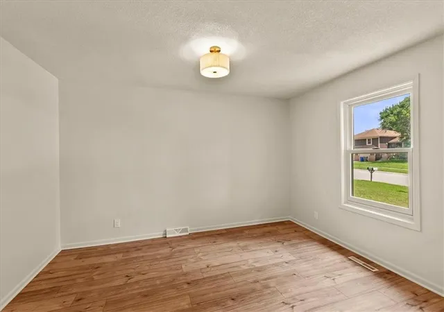 Homes for sale in Olathe, KS | 1212 W Sheridan St, Olathe, KS 66061 | MLS# 2629248