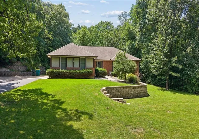 2nd image of 13875 W 67th St, Shawnee, KS 66216 | MLS# 2629276