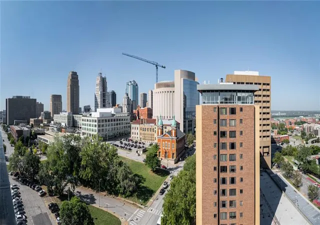 Homes for sale in Kansas City, MO | 700 E 8th St #16O, Kansas City, MO 64106 | MLS# 2629287