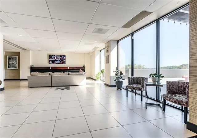 Homes for sale in Kansas City, MO | 700 E 8Th St #16O, Kansas City, MO 64106 | MLS# 2629287