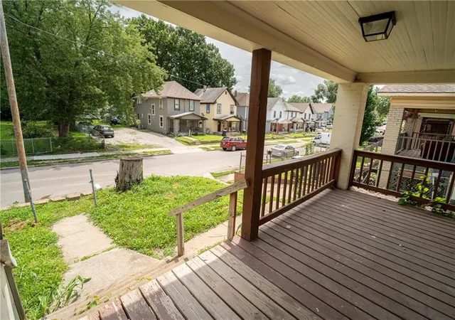 Homes for sale in Kansas City, MO | 212 N Wheeling Ave, Kansas City, MO 64123 | MLS# 2629289
