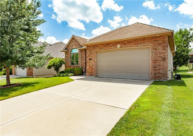 37th image of 3404 S Wood Ave, Independence, MO 64057 | MLS# 2629305