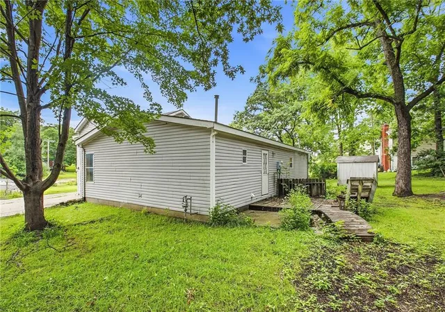 2nd image of 159 & 160 T St, Lake Lotawana, MO 64086 | MLS# 2629310