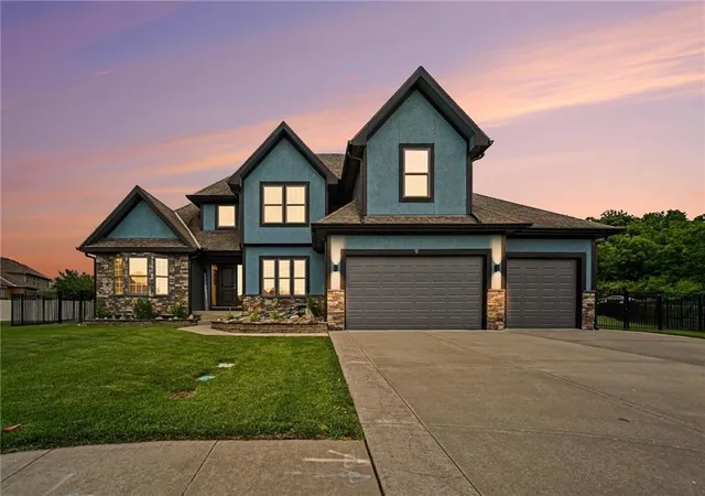 1st image of 3221 S Mize Ridge Ct, Independence, MO 64057 | MLS# 2629316