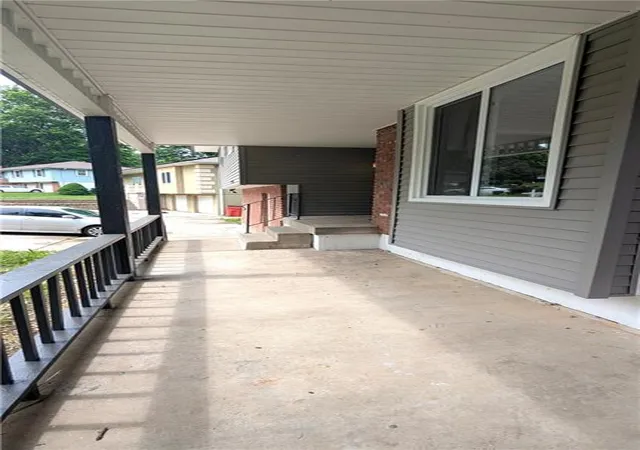 4th image of 2005 N Plymouth Rd, Independence, MO 64058 | MLS# 2629318