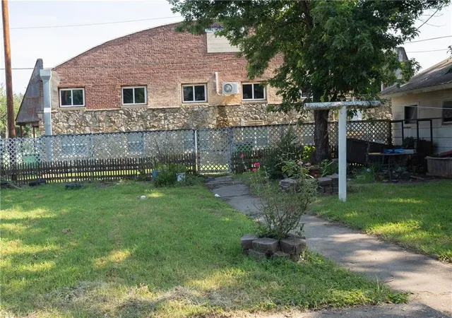 32nd image of 304 E 4th St, Cherryvale, KS 67335 | MLS# 2629322