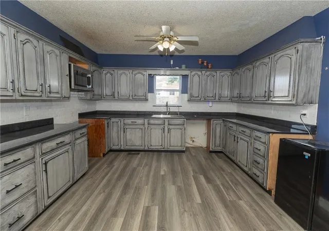 5th image of 304 E 4Th St, Cherryvale, KS 67335 | MLS# 2629322