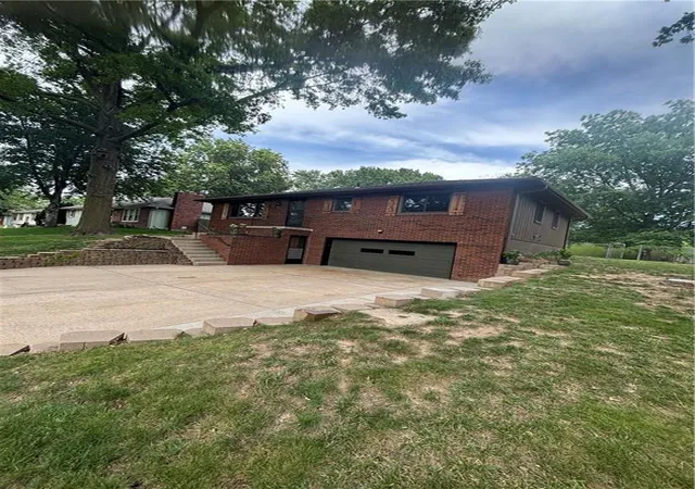 4th image of 3209 N 36 Ter, St Joseph, MO 64506 | MLS# 2629325