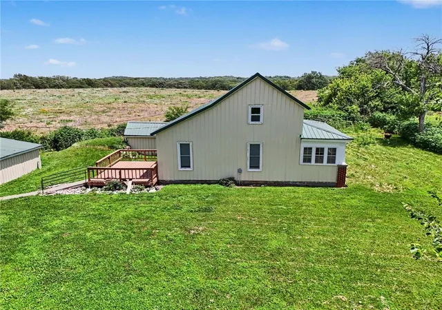 Homes for sale in Trimble, MO | 5597 Sw County Line Rd, Trimble, MO 64492 | MLS# 2629330