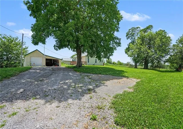 Homes for sale in Trimble, MO | 5597 Sw County Line Rd, Trimble, MO 64492 | MLS# 2629330