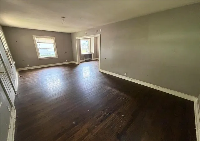 5th image of 206 S Hardy Ave, Independence, MO 64053 | MLS# 2629346
