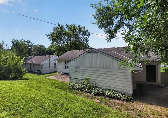 16th image of 3608 E 106th Ter, Kansas City, MO 64137 | MLS# 2629365