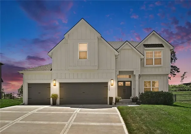2nd image of 12760 N Imperial Dr, Platte City, MO 64079 | MLS# 2629371
