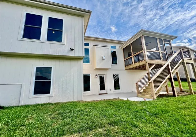 Homes for sale in Liberty, MO | 2144 Deerfield Ter, Liberty, MO 64068 | MLS# 2629374