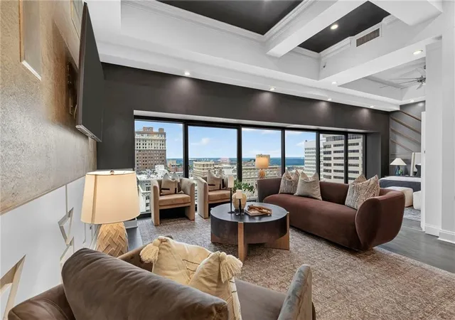 Photo 1 of Condo for sale at 1101 Walnut St #1505, Kansas City, MO 64106 | MLS# 2629382 | Listing updated on 2026-08-25