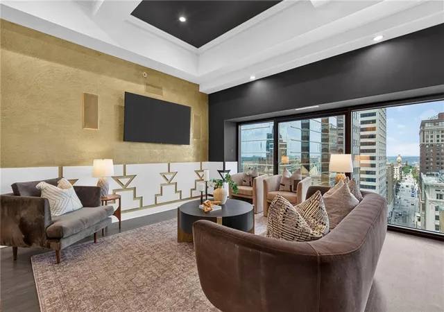 Photo 2 of Condo for sale at 1101 Walnut St #1505, Kansas City, MO 64106 | MLS# 2629382 | Listing updated on 2026-08-25