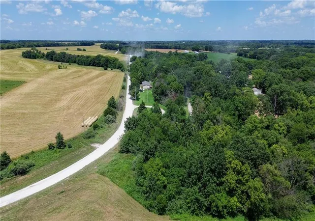 51st image of 12550 Drift Ave, Sweet Springs, MO 65351 | MLS# 2629386