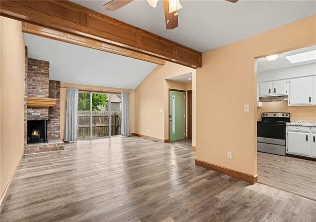 1st image of 11321 Calico Dr, Kansas City, MO 64137 | MLS# 2629412