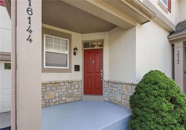 3rd image of 16144 Linden St, Overland Park, KS 66085 | MLS# 2629413