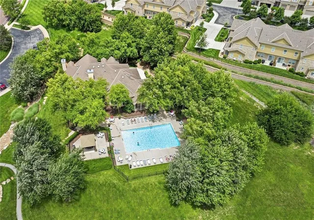 52nd image of 16144 Linden St, Overland Park, KS 66085 | MLS# 2629413