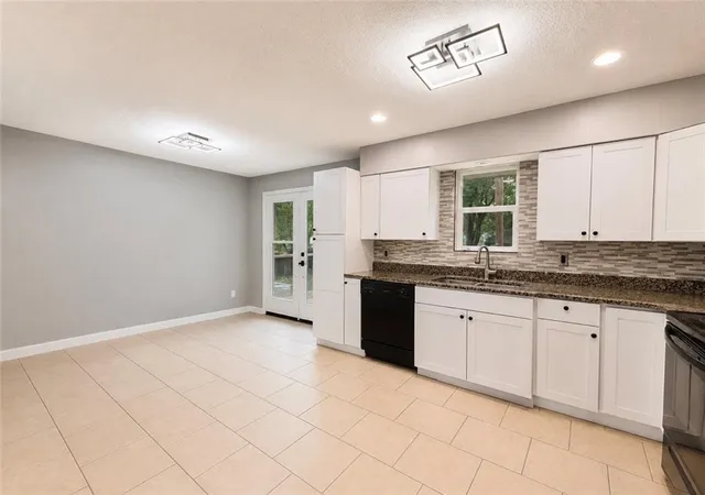 5th image of 2106 S Owings St, Oak Grove, MO 64075 | MLS# 2629415