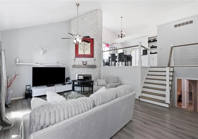 Photo 3 of Sale Pending at 5313 Ne Holiday Dr, Lees Summit, MO 64064 | MLS# 2629424 | Listing updated on 2026-07-16