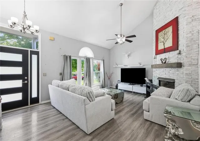 Photo 3 of Sale Pending at 5313 NE Holiday Dr, Lees Summit, MO 64064 | MLS# 2629424 | Listing updated on 2026-07-16