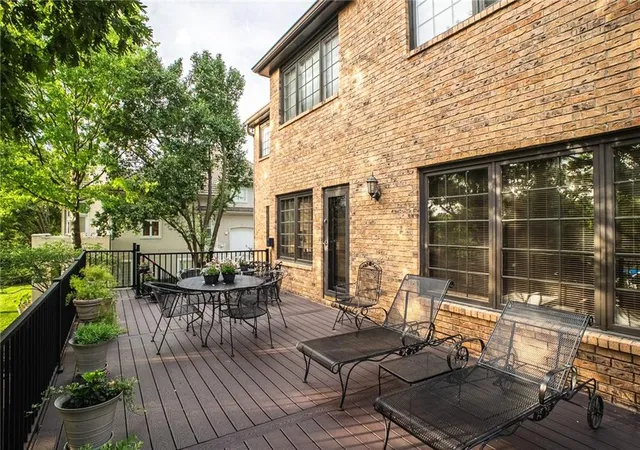 5th image of 12668 Sherwood Dr, Leawood, KS 66209 | MLS# 2629428