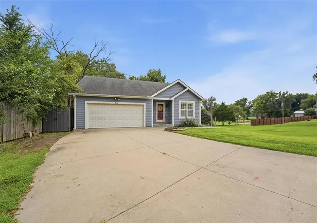 3rd image of 217 E 5Th St Ct, Linwood, KS 66052 | MLS# 2629437