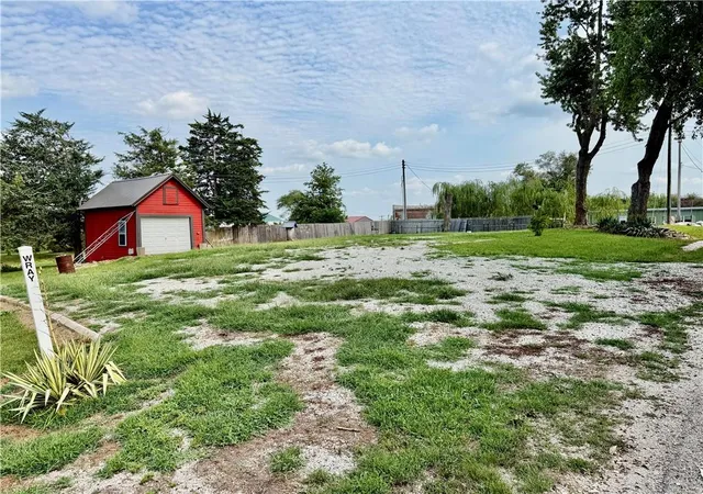 Photo 3 of Sale Pending at 404 E 6th Street, Pickering, MO 64476 | MLS# 2629457 | Listing updated on 2026-09-23