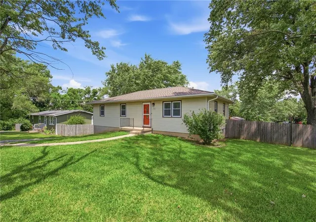 Homes for sale in Belton, MO | 6706 E 162nd St, Belton, MO 64012 | MLS# 2629459