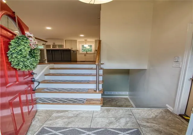 Homes for sale in Mission, KS | 5345 Riggs St, Mission, KS 66202 | MLS# 2629483