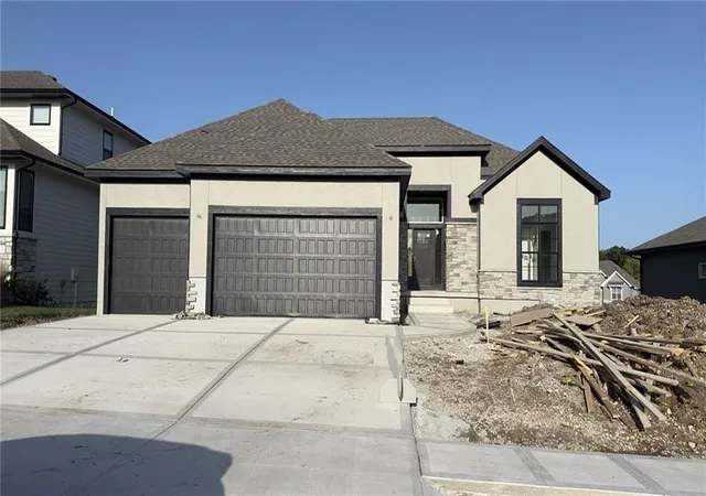Photo 1 of Single family home for sale at 17429 Gillette St, Overland Park, KS 66221 | MLS# 2629487 | Listing updated on 2026-10-02