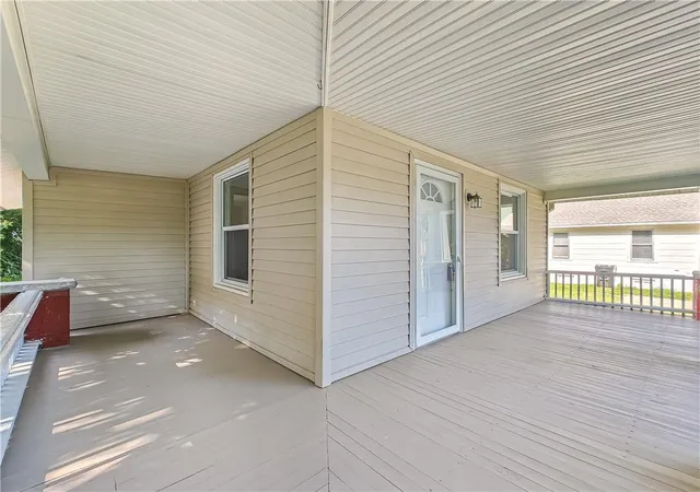 4th image of 10117 E 10Th St, Independence, MO 64053 | MLS# 2629493