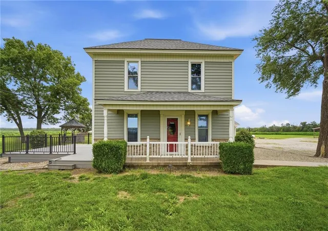 Homes for sale in Ottawa, KS | 2171 Eisenhower Rd, Ottawa, KS 66067 | MLS# 2629496