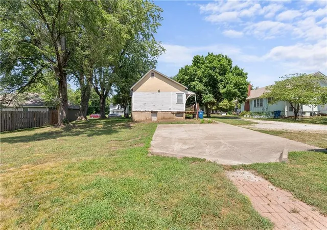26th image of 314 E Main St, Odessa, MO 64076 | MLS# 2629497