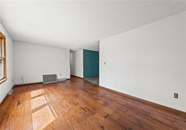 Photo 2 of Single family home for sale at 705 Cherry St, Weston, MO 64098 | MLS# 2629501 | Listing updated on 2026-08-25