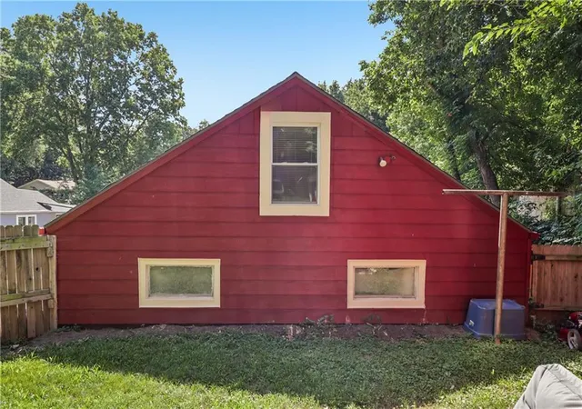 Homes for sale in Kansas City, KS | 449 N 31st St, Kansas City, KS 66102 | MLS# 2629510