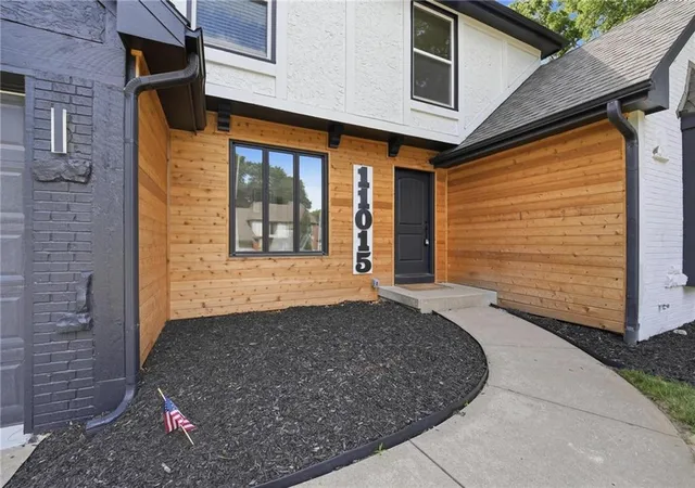 3rd image of 11015 W 120 Ter, Overland Park, KS 66213 | MLS# 2629518