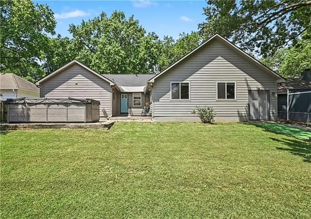 25th image of 6325 Maple Dr, Mission, KS 66202 | MLS# 2629522