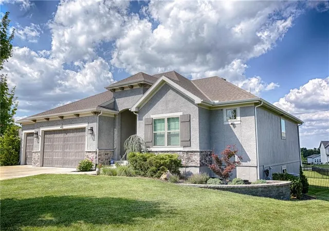 Homes for sale in Spring Hill, KS | 19638 Barstow St, Spring Hill, KS 66083 | MLS# 2629537