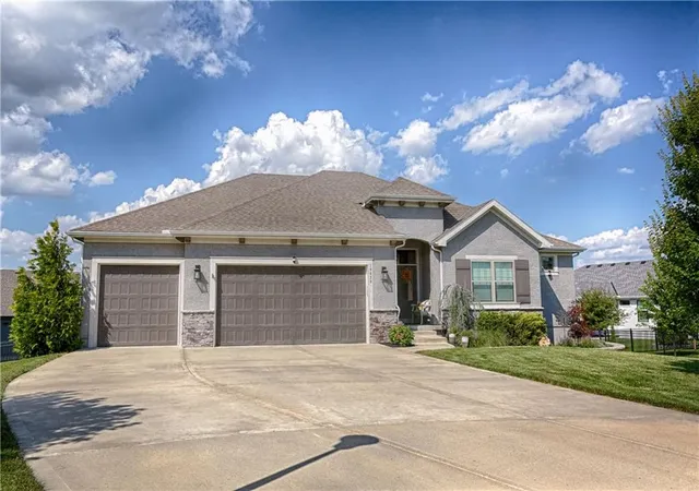 Homes for sale in Spring Hill, KS | 19638 Barstow St, Spring Hill, KS 66083 | MLS# 2629537