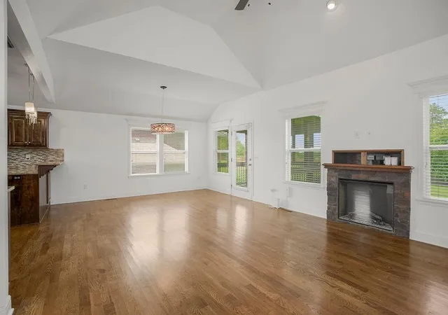 3rd image of 12814 Lathrop Ave, Kansas City, KS 66109 | MLS# 2629545